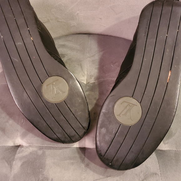 Authentic Louis vuitton size 10 Black - Picture 3 of 5